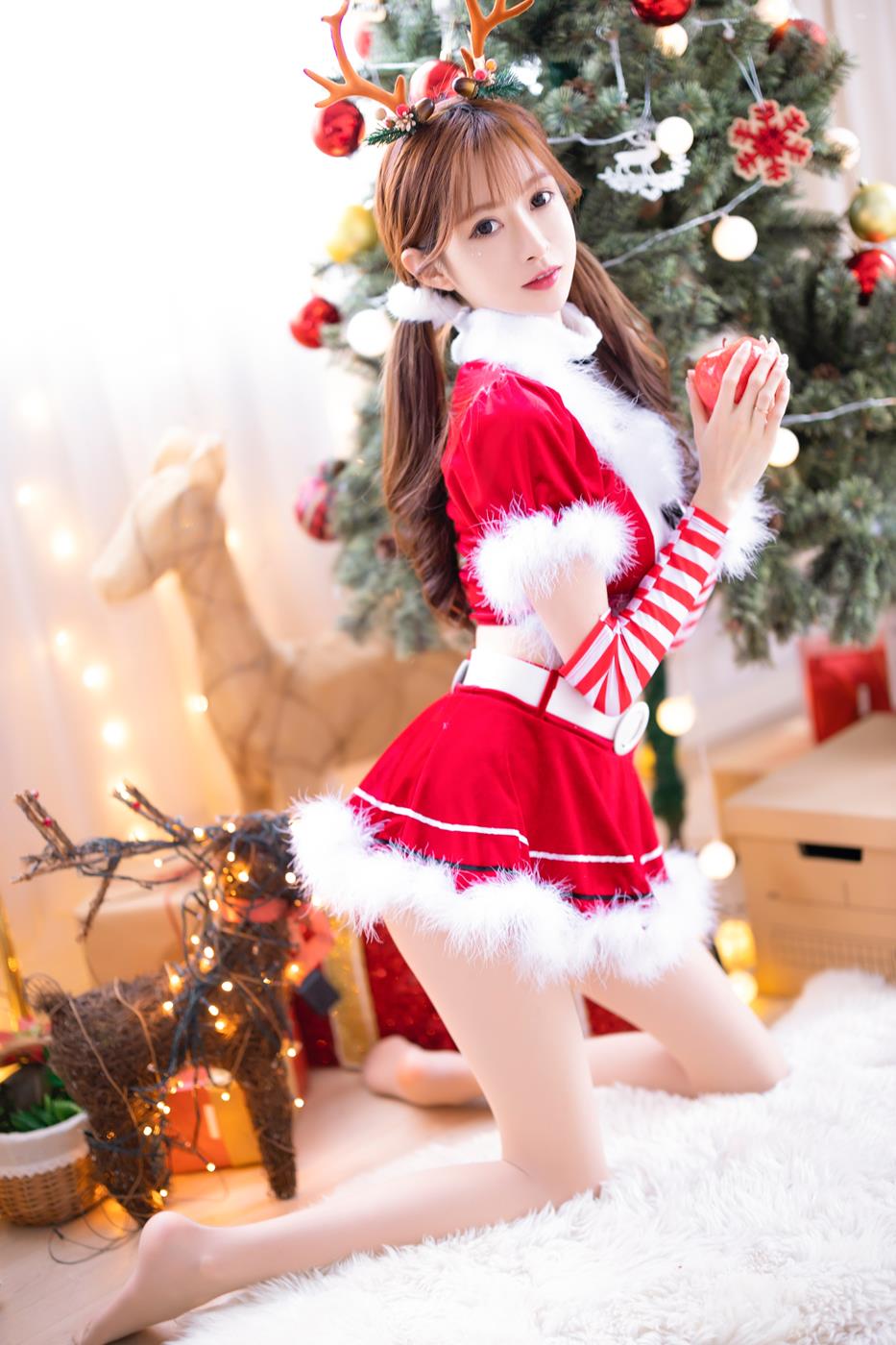 图片[13]-网紅Coser@王羽杉 圣诞特辑[38P] – 速更版-美库