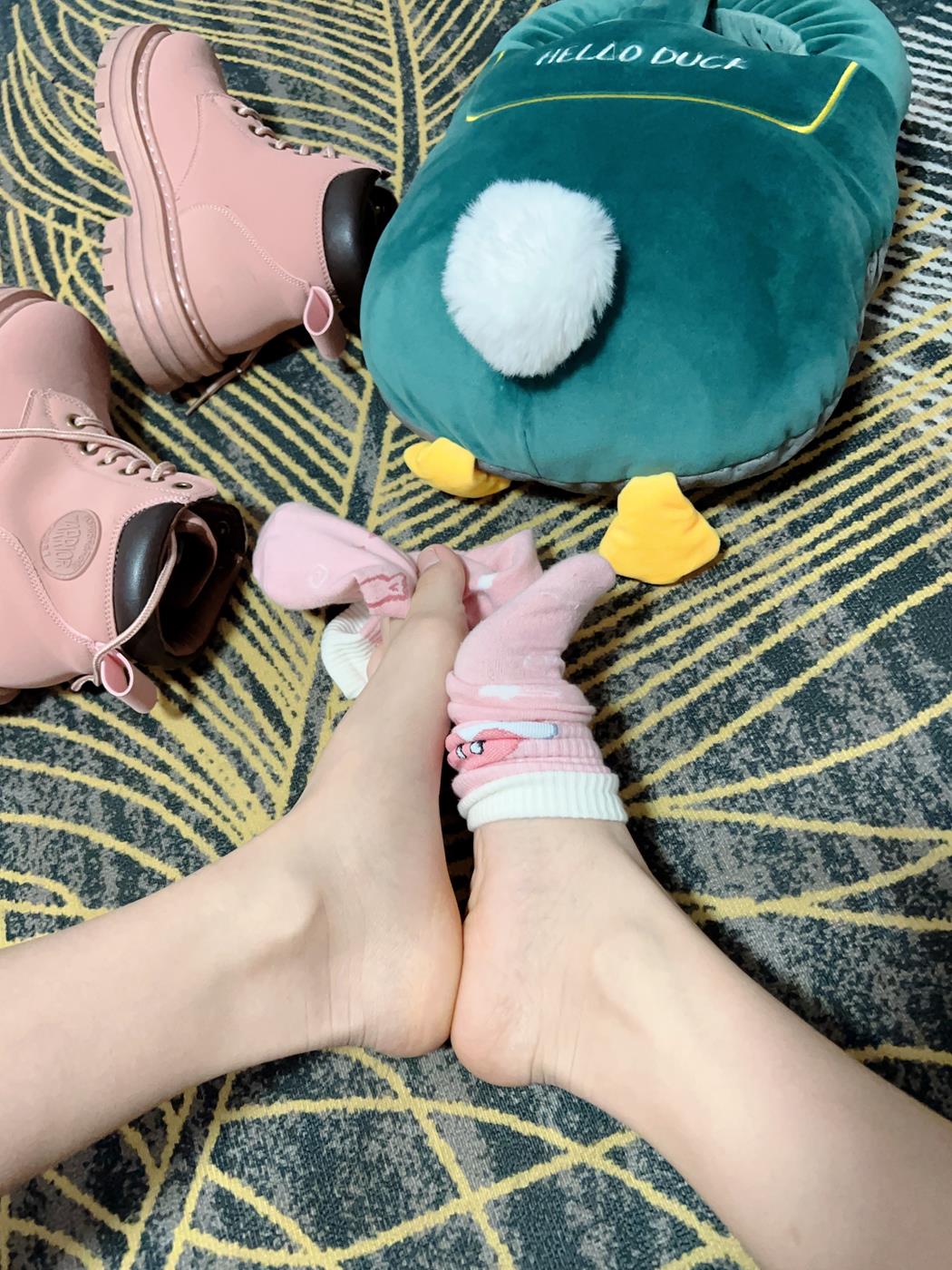 图片[11]-[誉铭传媒]袜足摄影 2023年《05月整合作品》[102P] – 速更版-美库