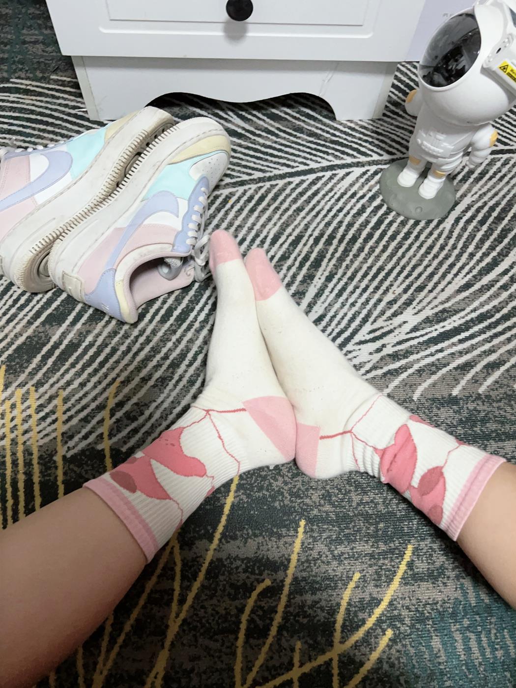 图片[22]-[誉铭传媒]袜足摄影 2023年《05月整合作品》[102P] – 速更版-美库