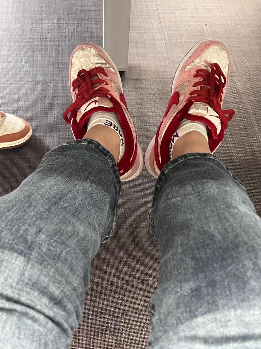 图片[31]-[誉铭传媒]袜足摄影 2023年《06月整合作品》[128P] – 速更版-美库