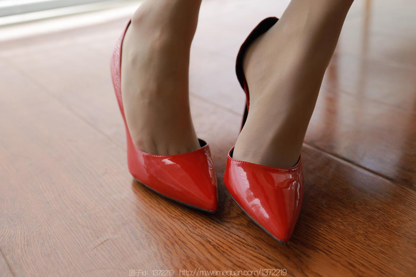 图片[13]-[IESS异思趣向] 2023.03.05 丝享家1381：婉萍《晒晒太阳》[91P] – 速更版-美库