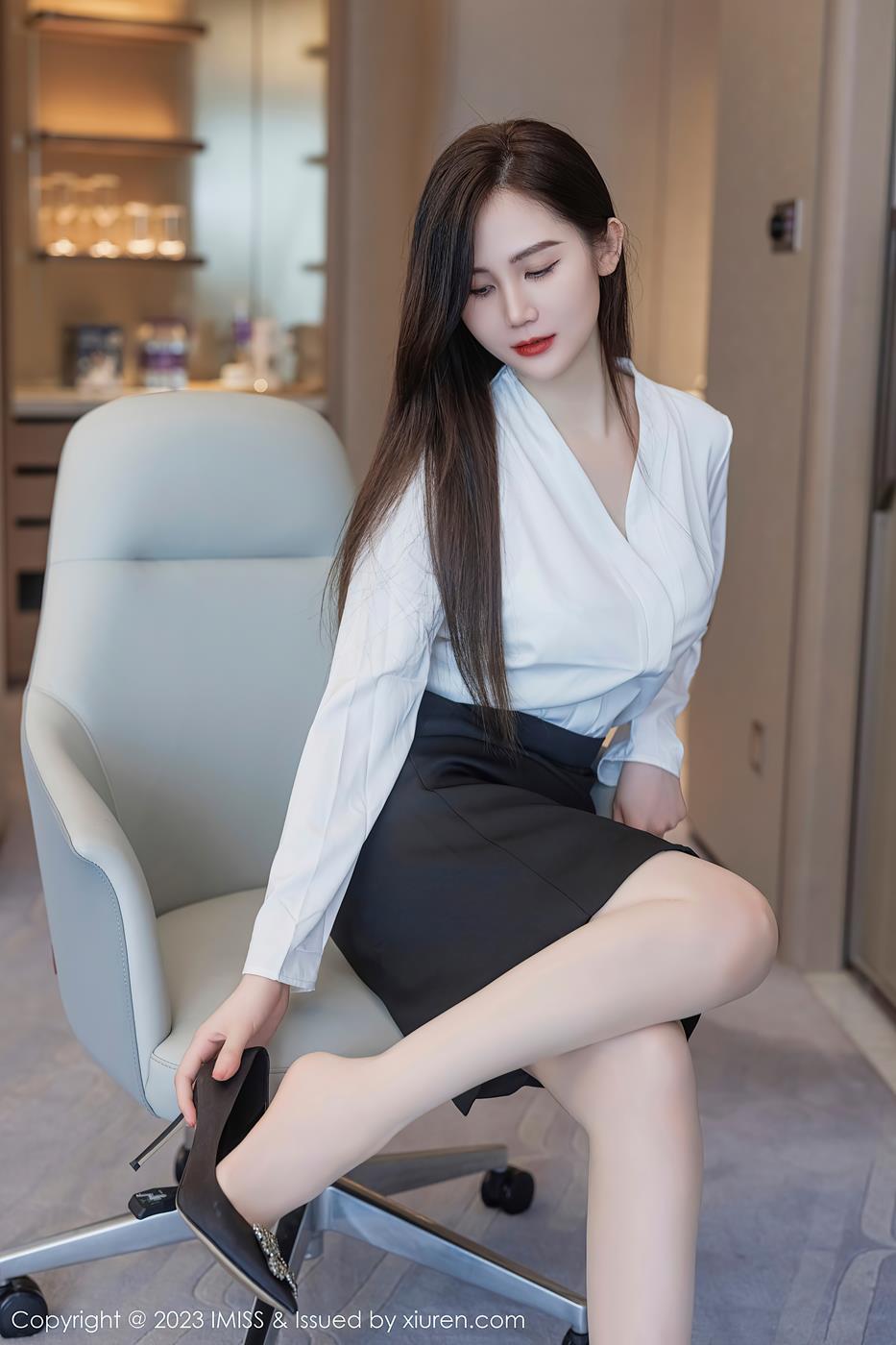 图片[27]-[IMISS爱蜜社] 2023.08.07 VOL.739 SISY思 OL美腿 [42P] – 速更版-美库