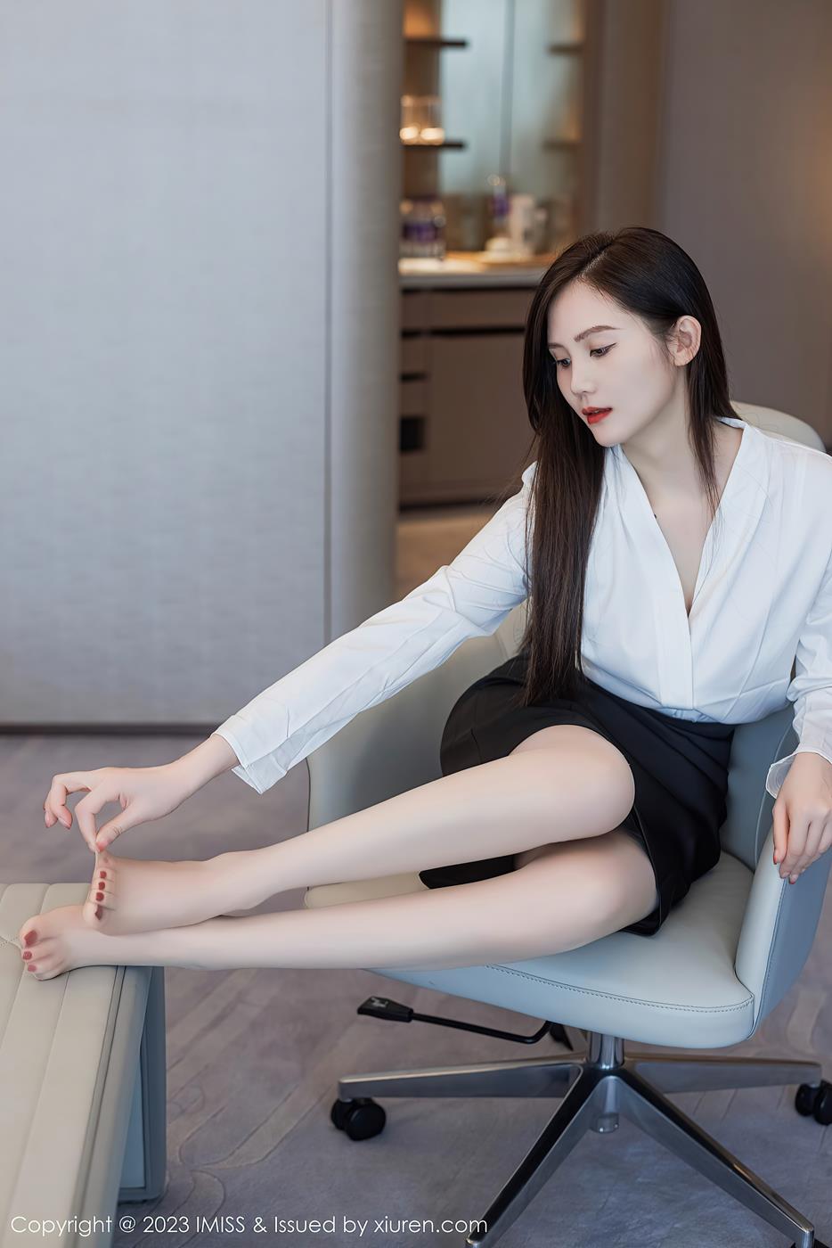 图片[31]-[IMISS爱蜜社] 2023.08.07 VOL.739 SISY思 OL美腿 [42P] – 速更版-美库