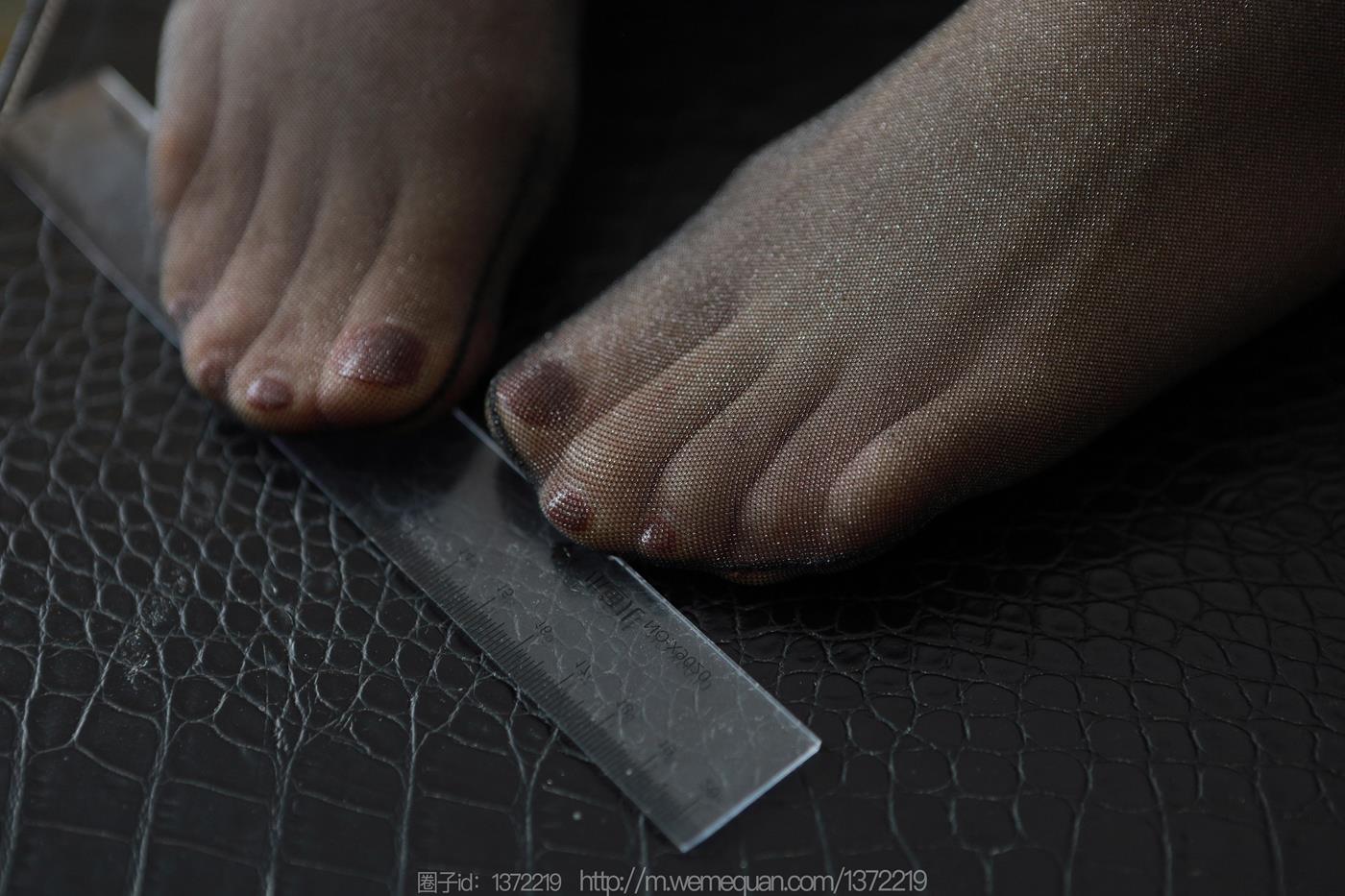 图片[72]-[IESS异思趣向] 2023.03.08 丝享家1384：小婕《灰裙亮丝》[86P] – 速更版-美库