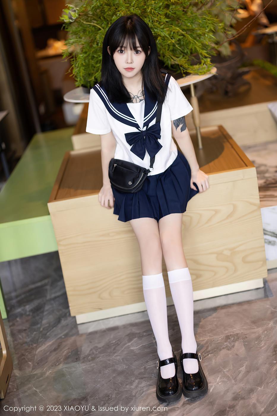 图片[24]-[XIAOYU语画界] 2023.08.08 VOL.1087 奶瓶. 学生装美腿[27P] – 速更版-美库