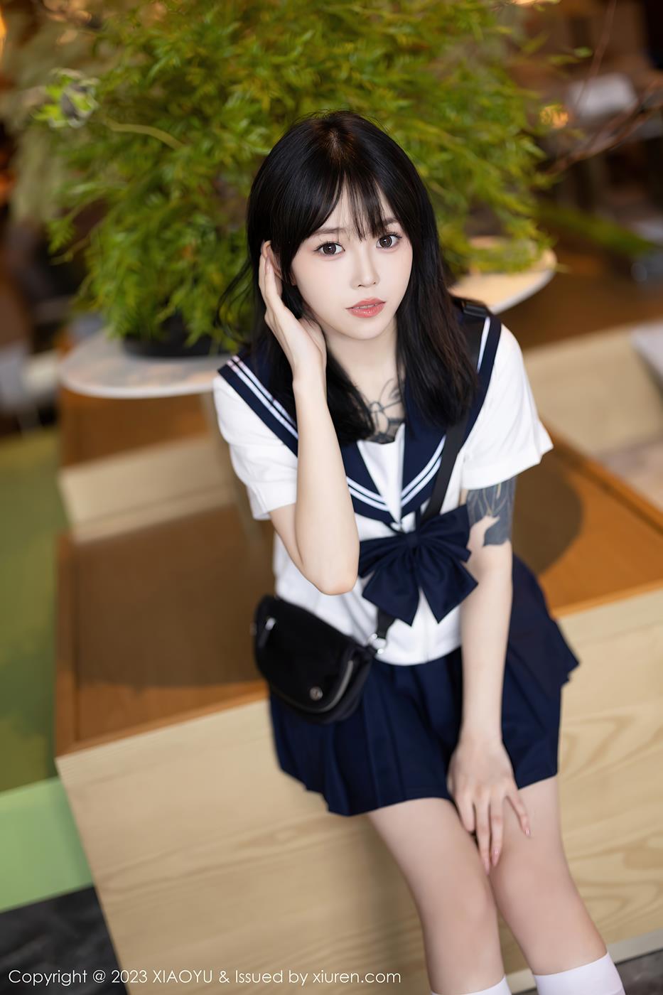 图片[25]-[XIAOYU语画界] 2023.08.08 VOL.1087 奶瓶. 学生装美腿[27P] – 速更版-美库