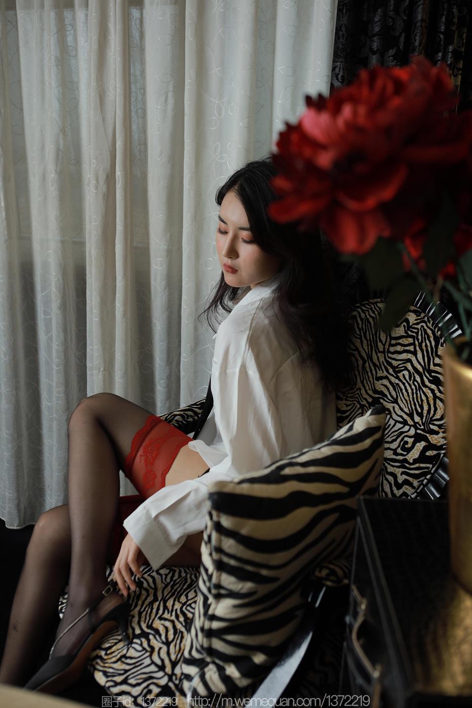 图片[47]-[IESS异思趣向] 2023.03.11 丝享家1387：小宝《红玫瑰雷丝》[79P] – 速更版-美库