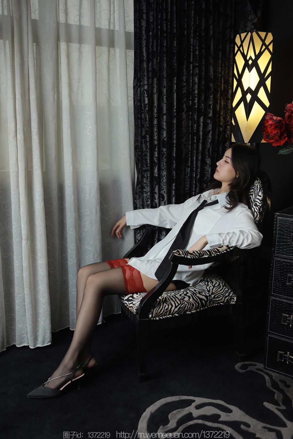 图片[76]-[IESS异思趣向] 2023.03.11 丝享家1387：小宝《红玫瑰雷丝》[79P] – 速更版-美库