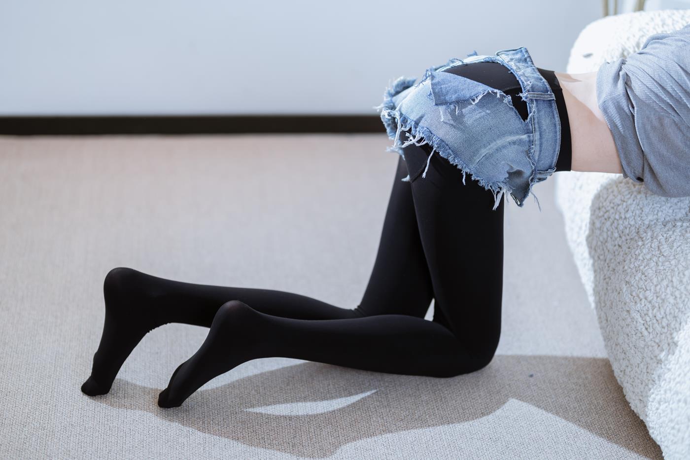 图片[36]-许岚(叁月life) – 半透毛衣[40P] – 速更版-美库