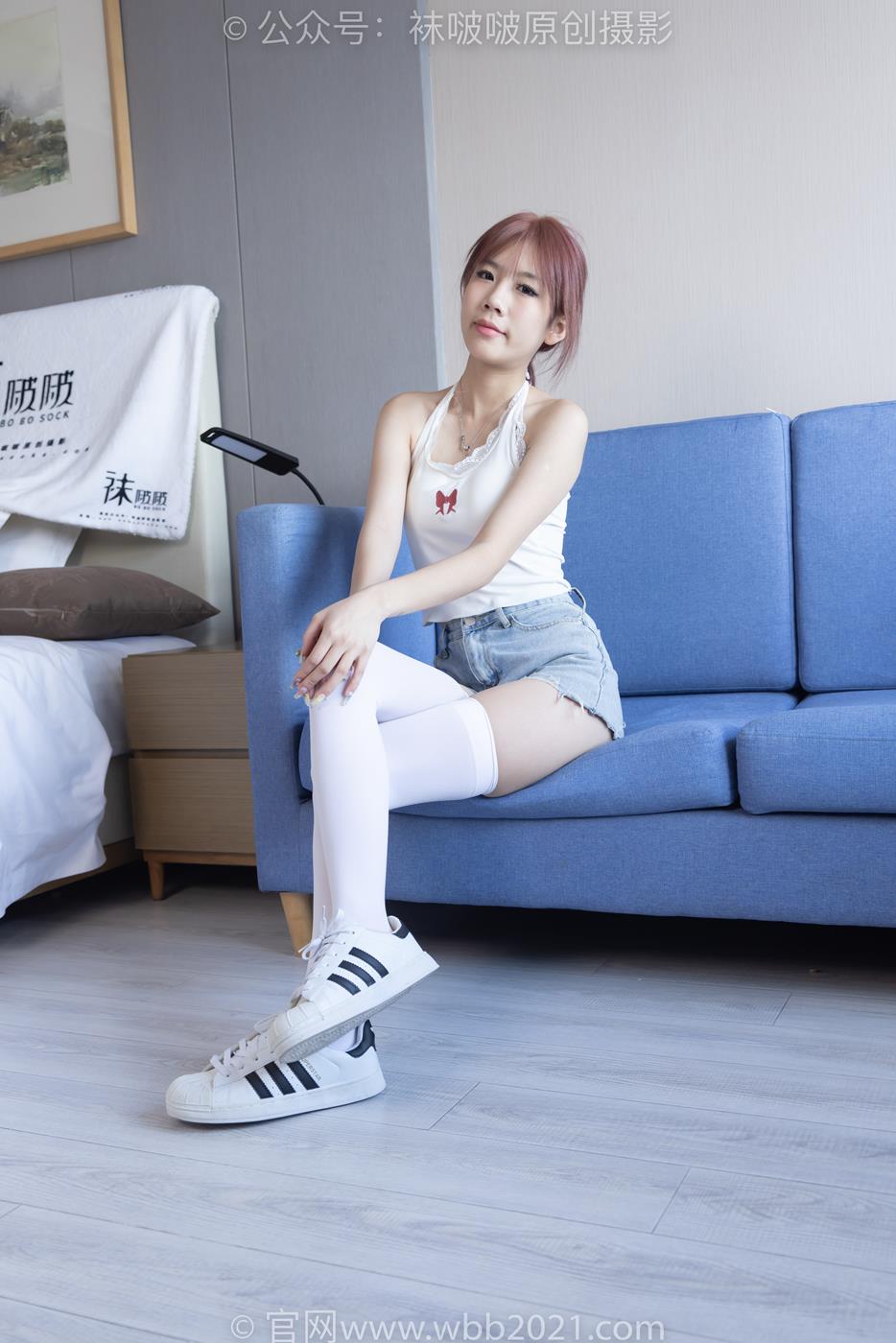 图片[23]-[BoBoSocks袜啵啵]NO.264 果冻-高跟鞋、贝壳头板鞋、黑丝大腿袜、白丝大腿袜[180P] – 速更版-美库