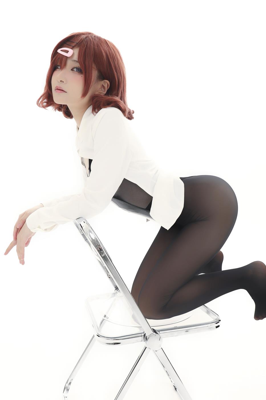 图片[10]-网紅Coser@幼爱 竟泳灰丝 [26P] – 速更版-美库