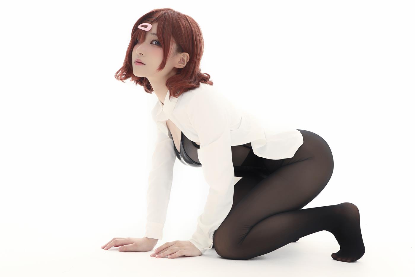 图片[13]-网紅Coser@幼爱 竟泳灰丝 [26P] – 速更版-美库