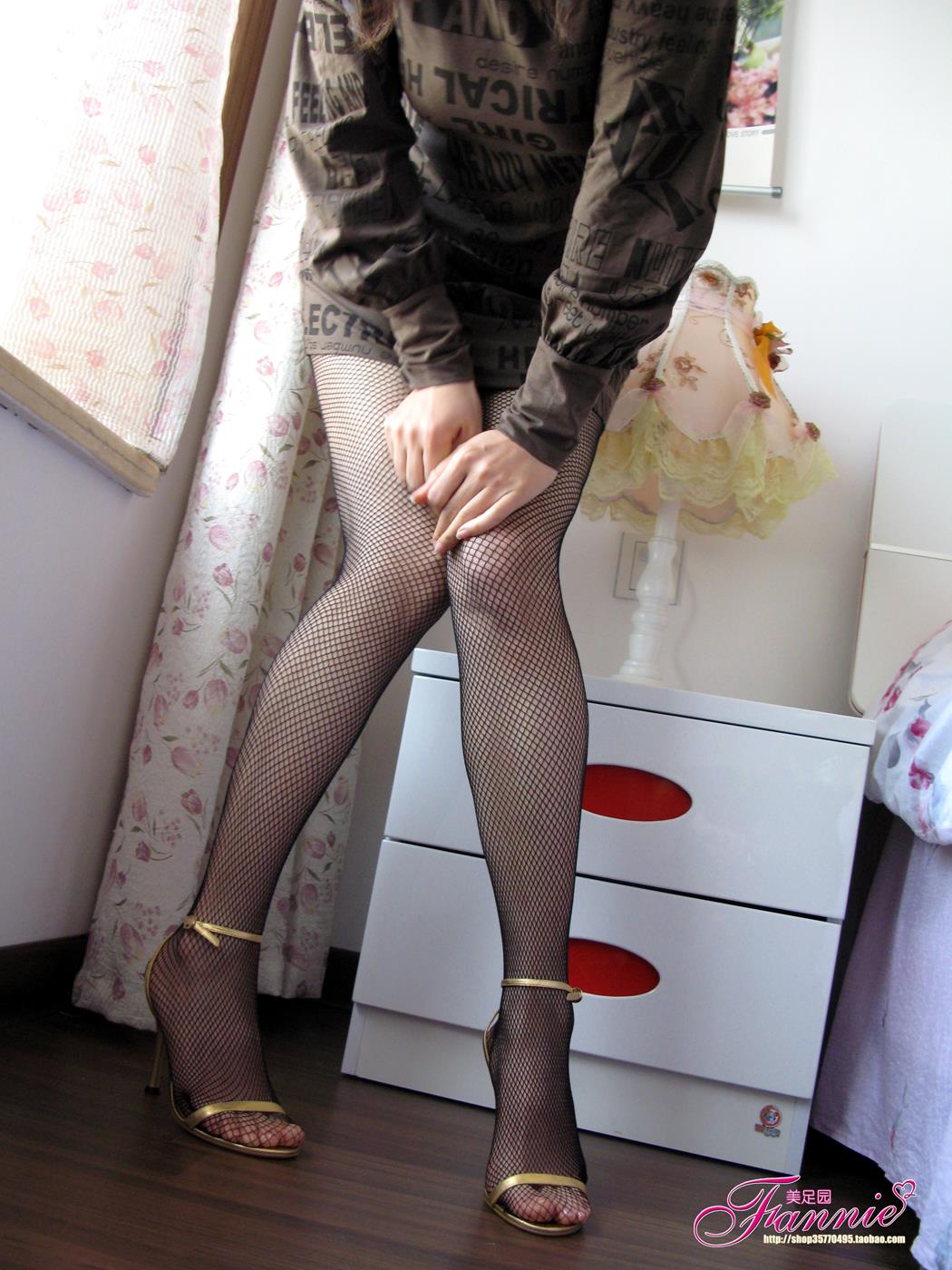 图片[53]-Fannie芬妮每足园 No.200 金色的旋律 [54P] – 速更版-美库