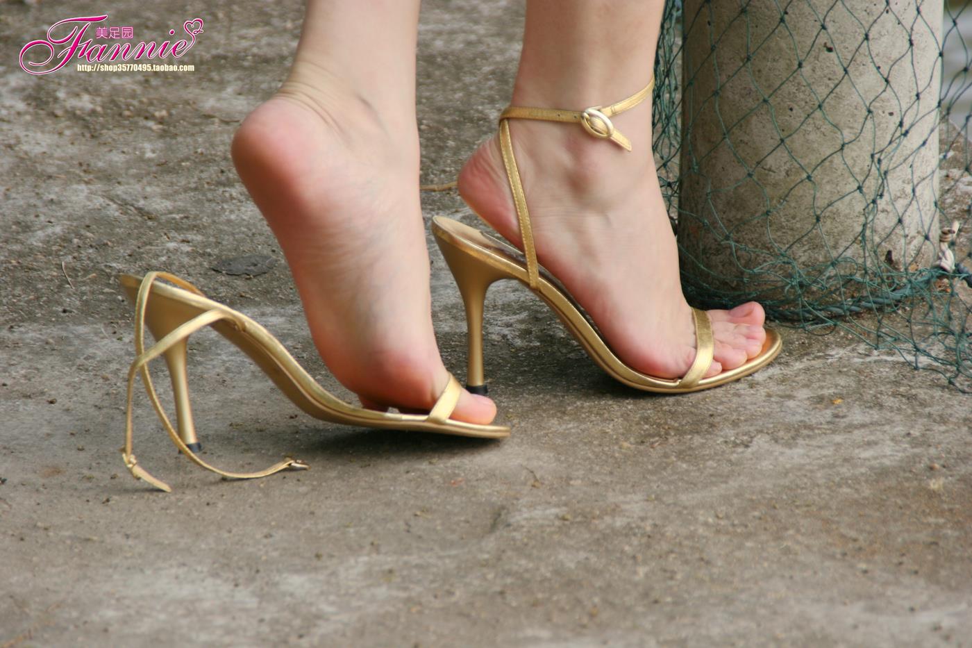图片[27]-Fannie芬妮每足园 No.204 金色的旋律 户外篇-3[36P] – 速更版-美库