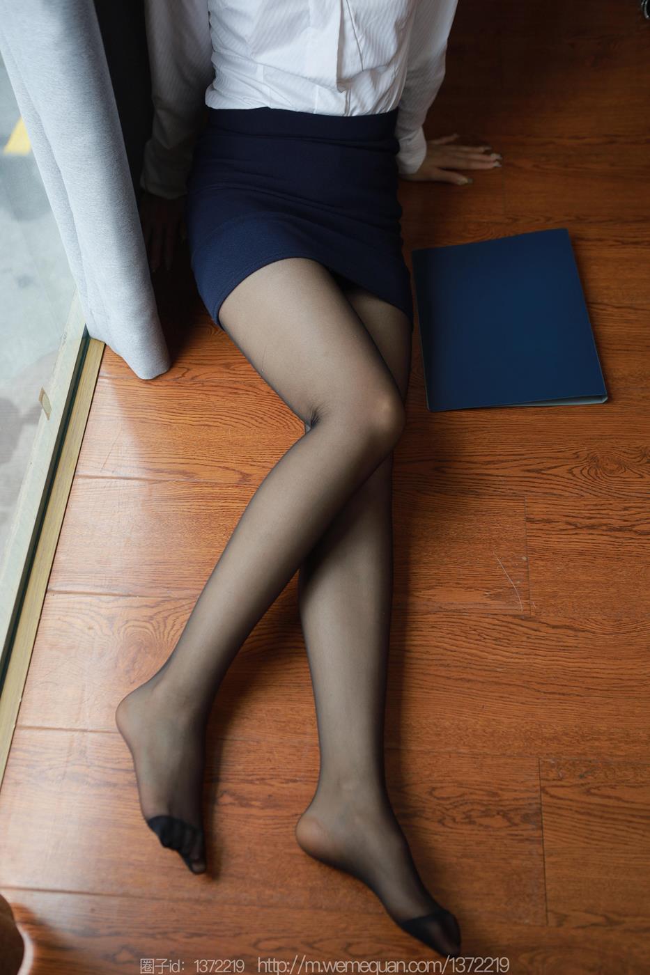 图片[38]-[IESS异思趣向] 2023.03.15 丝享家1391：小金《落地窗制服》[88P] – 速更版-美库