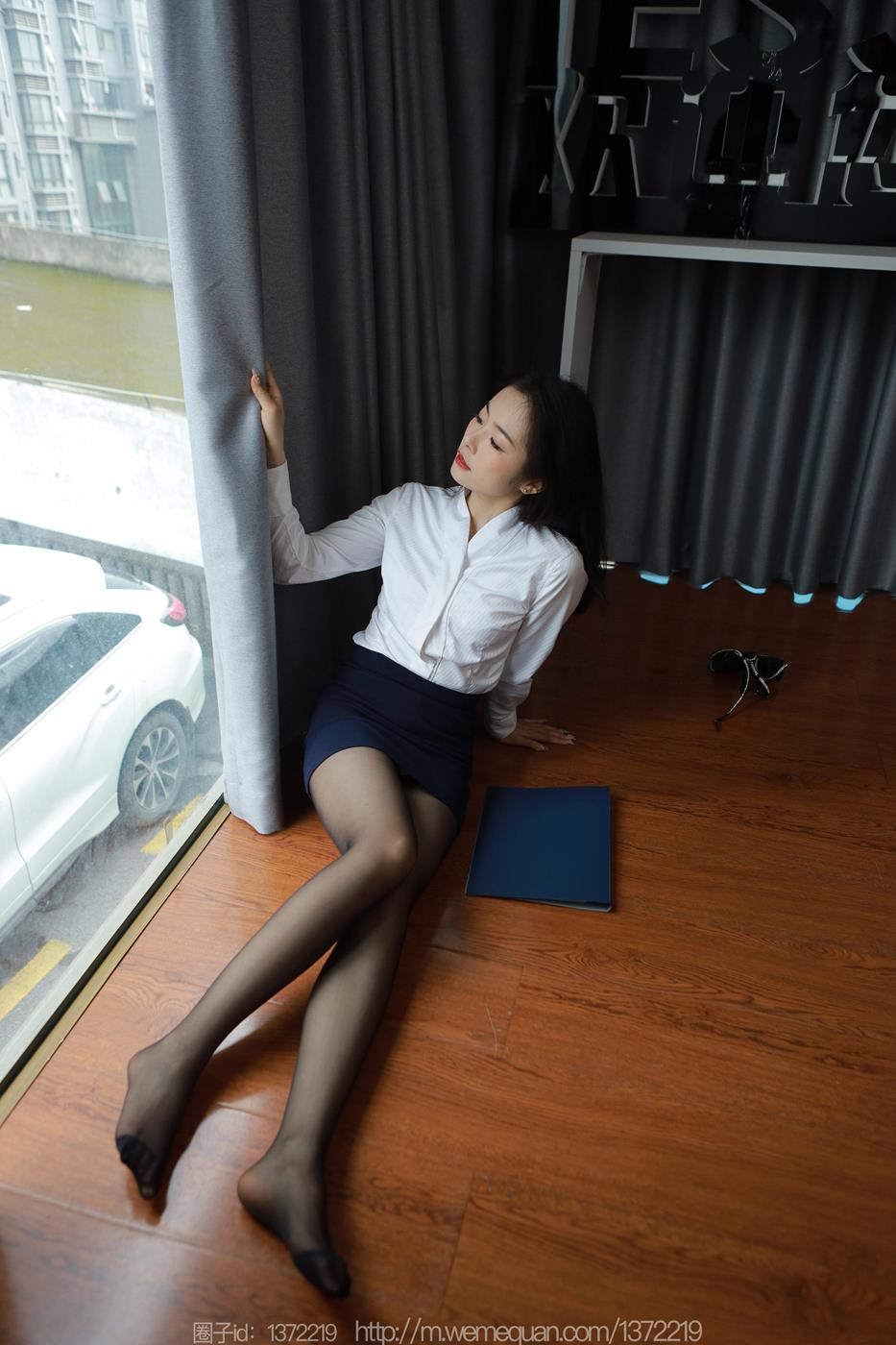 图片[40]-[IESS异思趣向] 2023.03.15 丝享家1391：小金《落地窗制服》[88P] – 速更版-美库