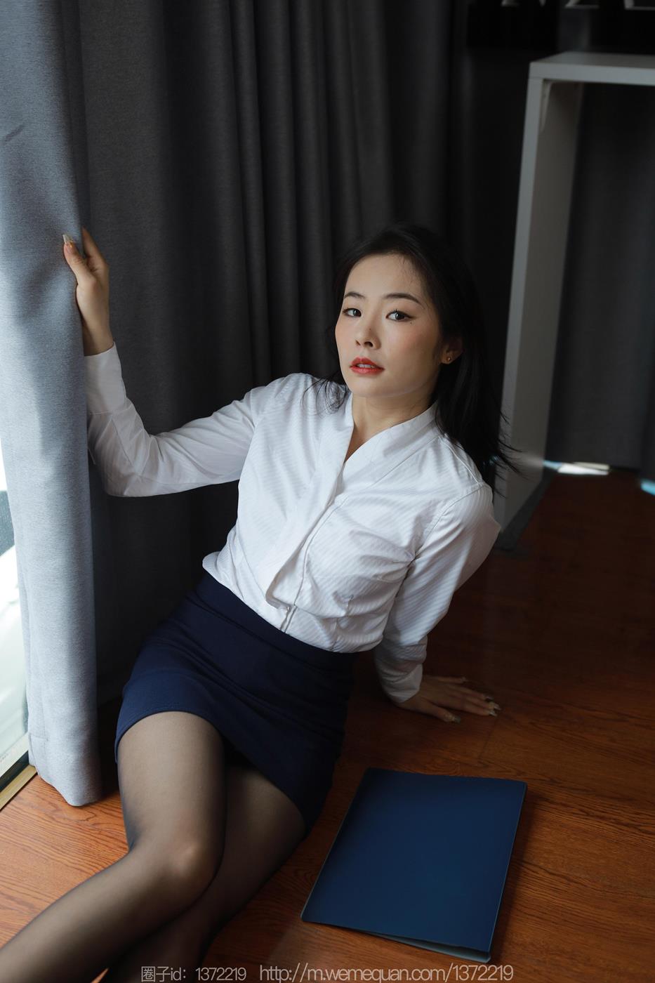 图片[42]-[IESS异思趣向] 2023.03.15 丝享家1391：小金《落地窗制服》[88P] – 速更版-美库