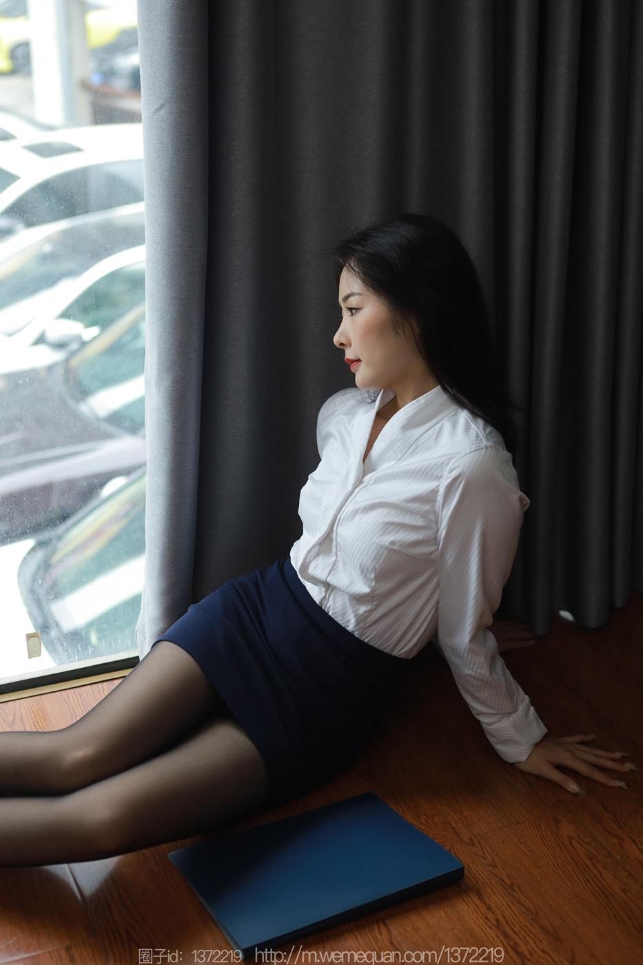 图片[44]-[IESS异思趣向] 2023.03.15 丝享家1391：小金《落地窗制服》[88P] – 速更版-美库