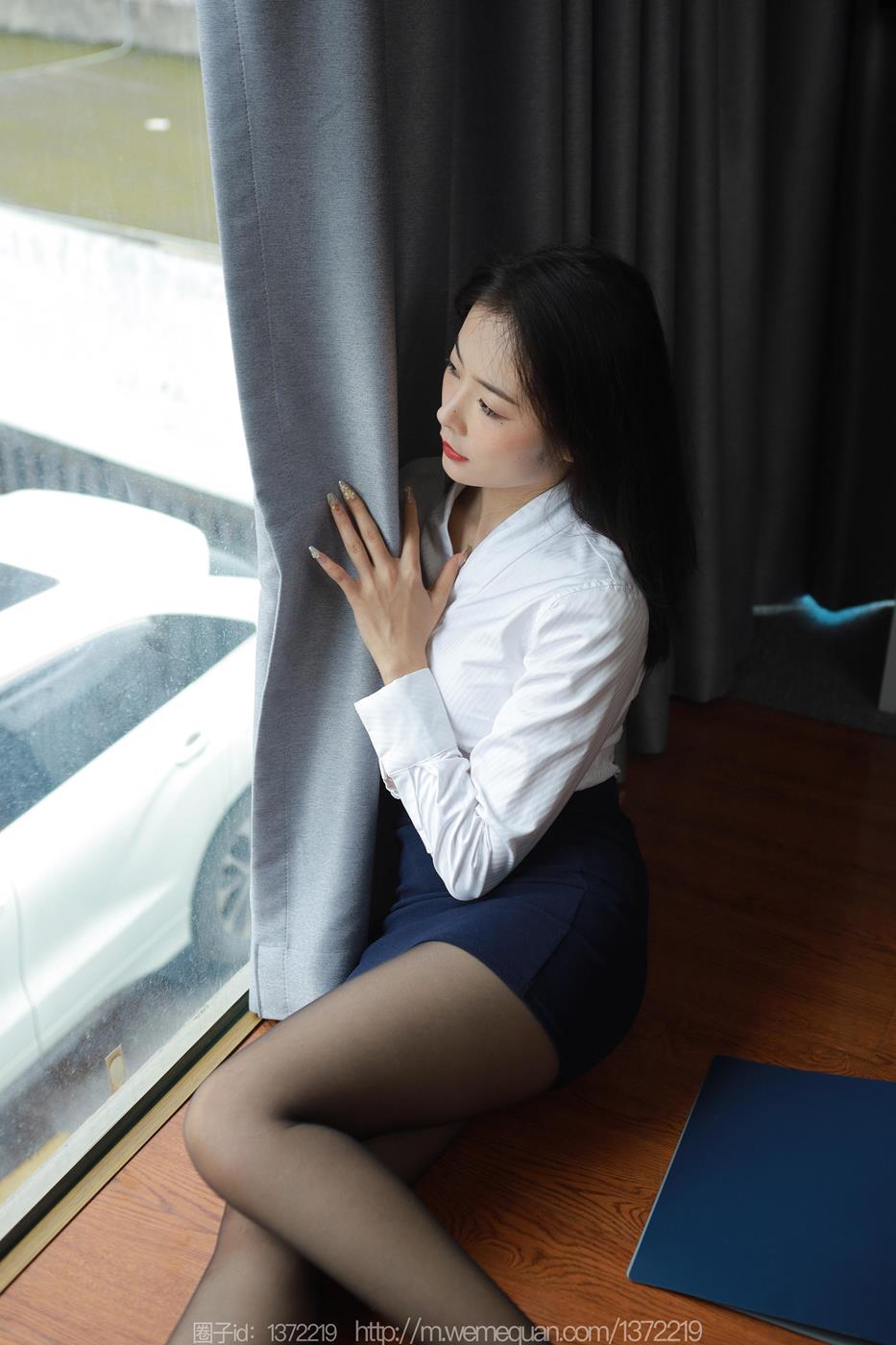 图片[46]-[IESS异思趣向] 2023.03.15 丝享家1391：小金《落地窗制服》[88P] – 速更版-美库