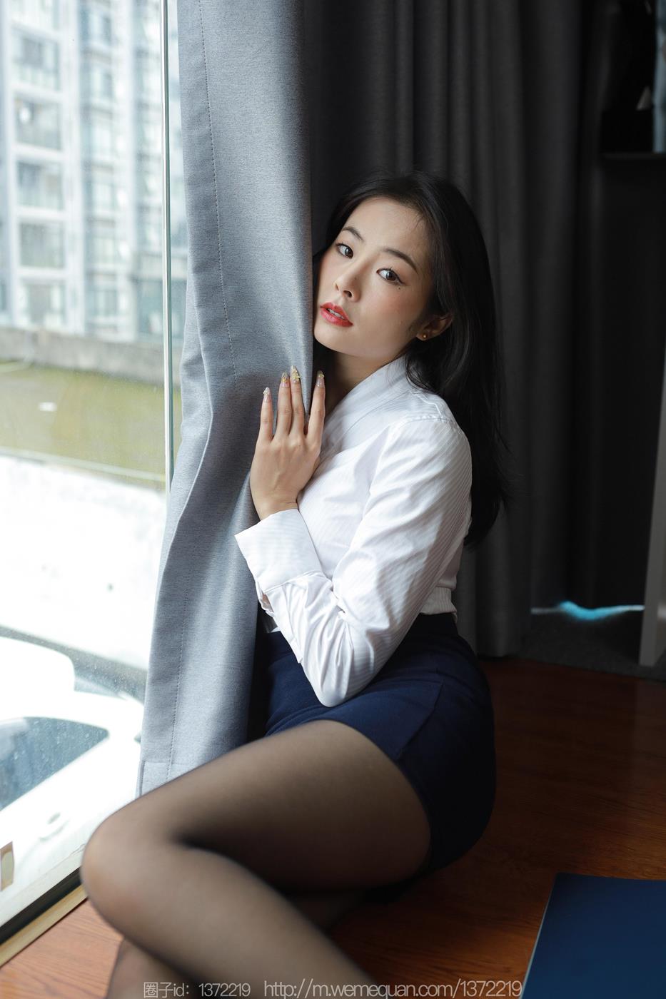 图片[47]-[IESS异思趣向] 2023.03.15 丝享家1391：小金《落地窗制服》[88P] – 速更版-美库