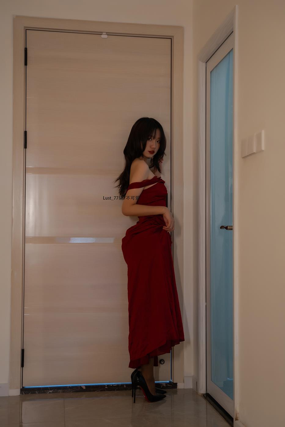 图片[28]-柒柒要乖哦 – 迷情姐姐[103P] – 速更版-美库