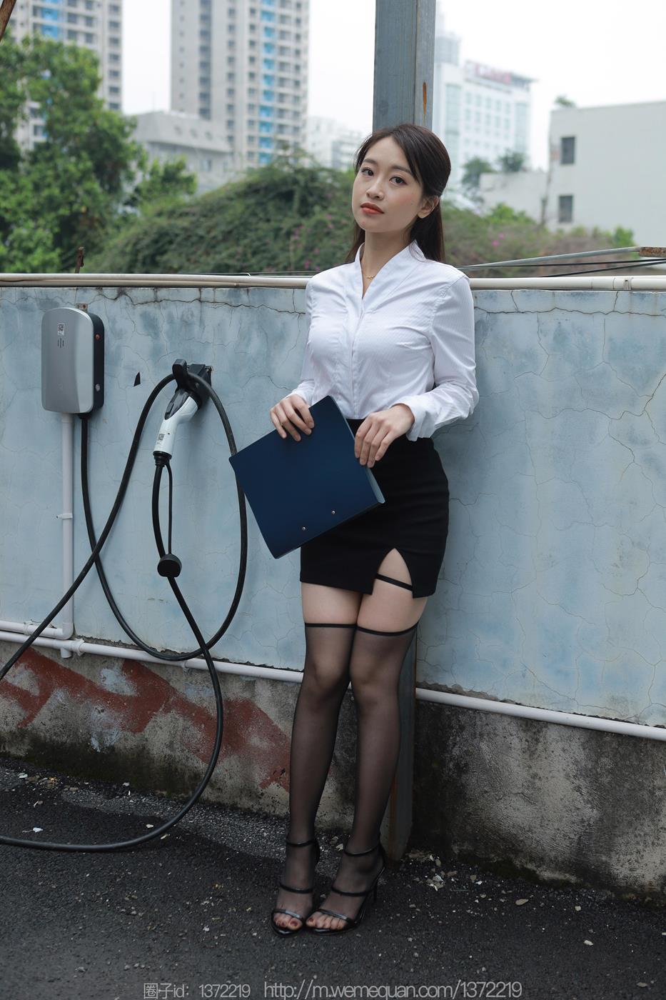 图片[52]-[IESS异思趣向] 2023.03.18 丝享家1394：小婕《老板 来啦～》[84P] – 速更版-美库