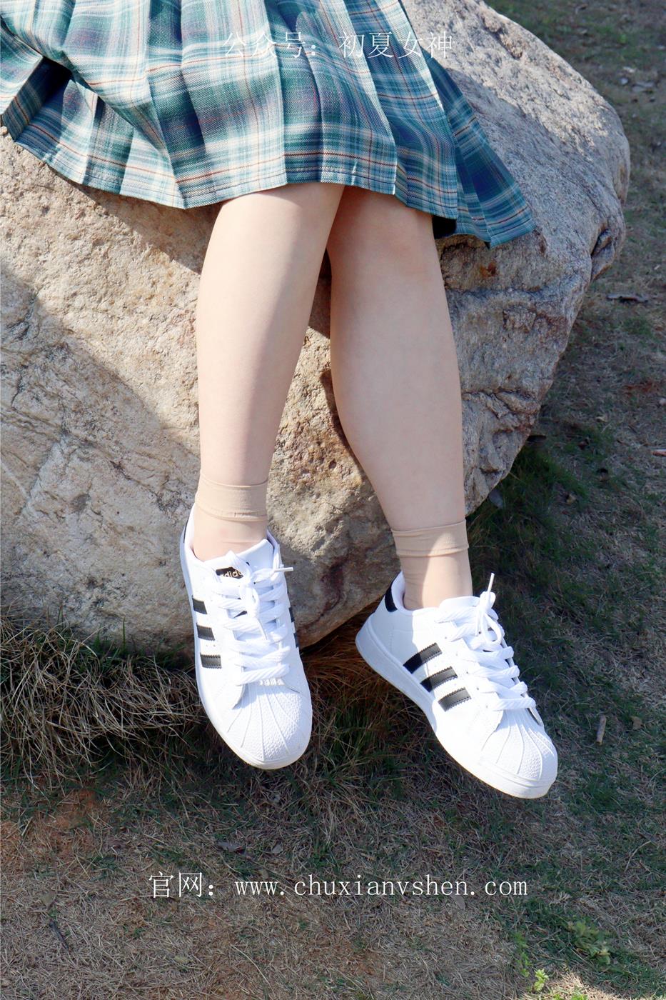 图片[54]-初夏女神 NO.019 念念 墨绿色JK搭配三叶草贝壳头鞋期[155P] – 速更版-美库