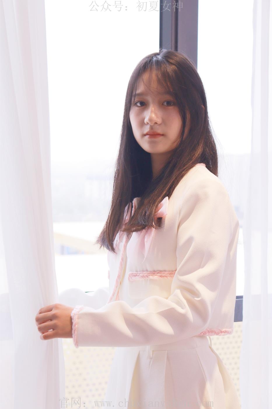 图片[56]-初夏女神 NO.020 沙沙 S码粉白色套搭配小白鞋[104P] – 速更版-美库