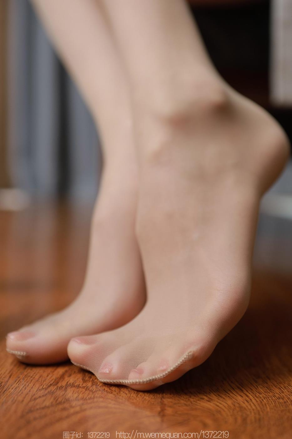 图片[18]-[IESS异思趣向] 2023.03.20 丝享家1396：团团《白衣红裙玉姐》[89P] – 速更版-美库