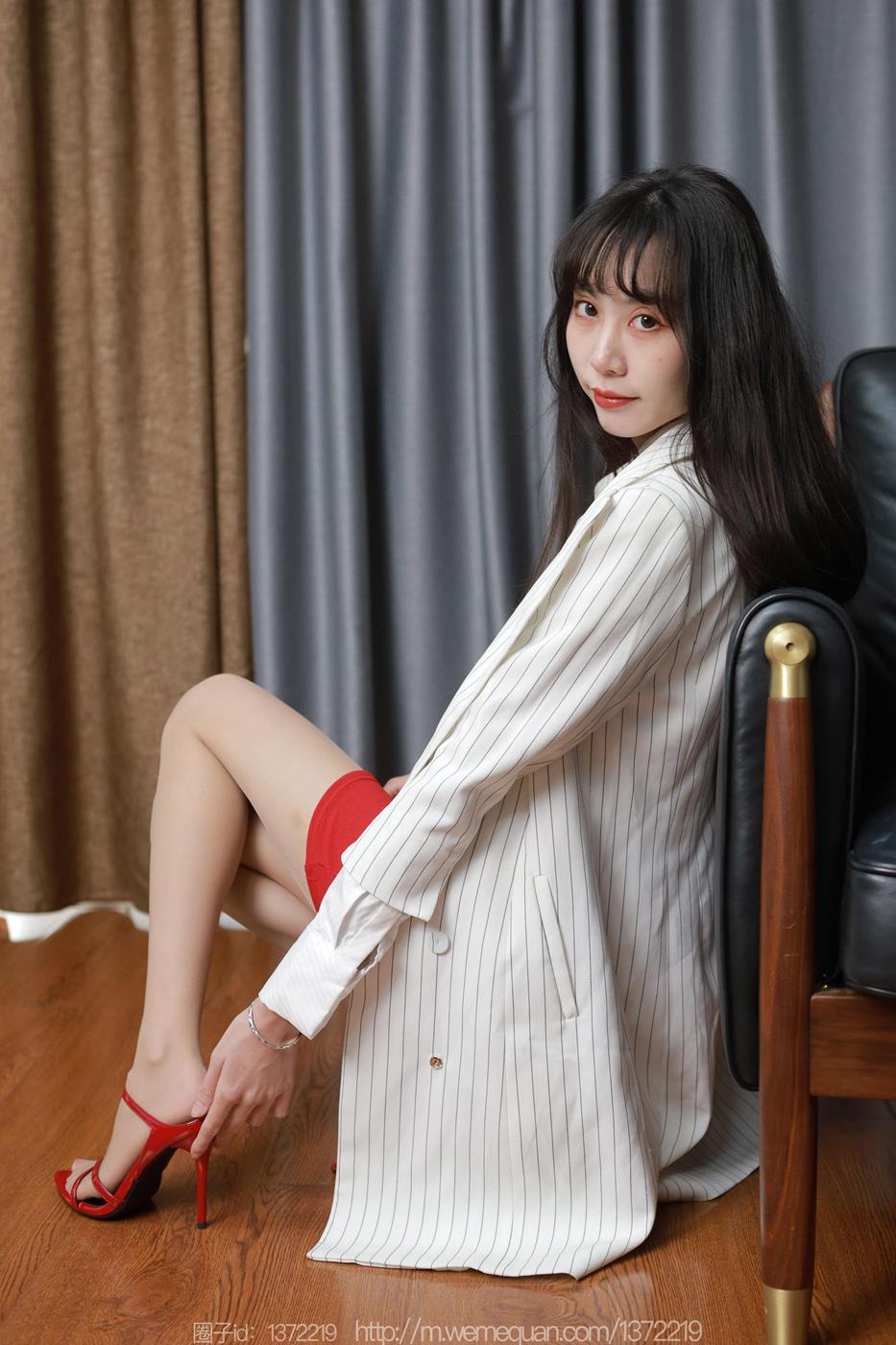 图片[39]-[IESS异思趣向] 2023.03.20 丝享家1396：团团《白衣红裙玉姐》[89P] – 速更版-美库