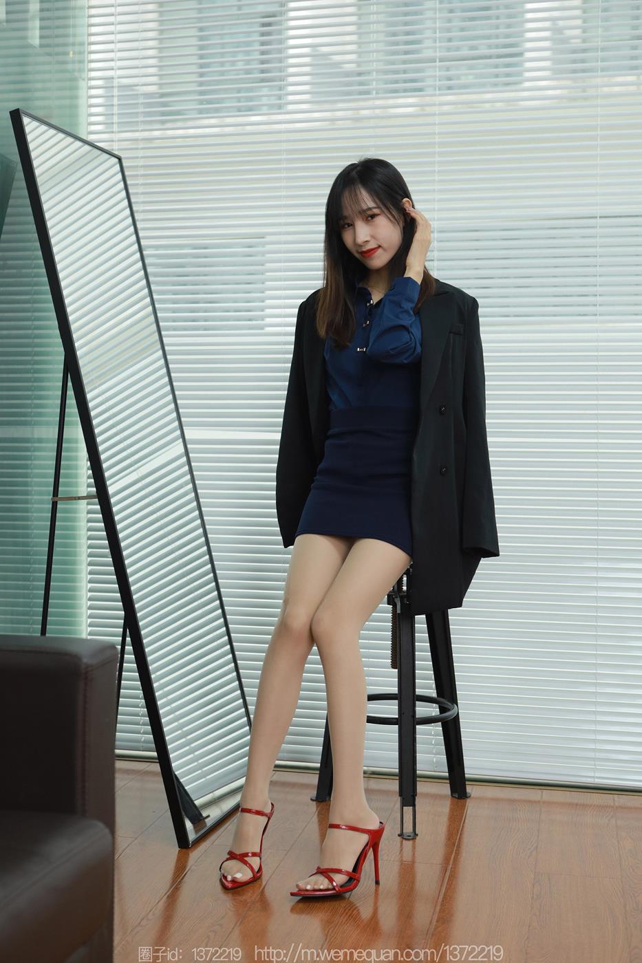 图片[17]-[IESS异思趣向] 2023.03.22 丝享家1398：美子《红跟凉鞋》[91P] – 速更版-美库