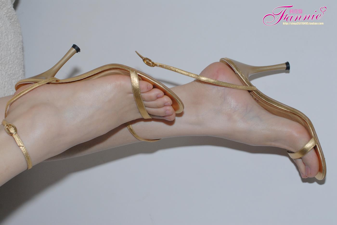 图片[26]-Fannie芬妮每足园 No.208 金色的旋律 室内篇-2 [47P] – 速更版-美库