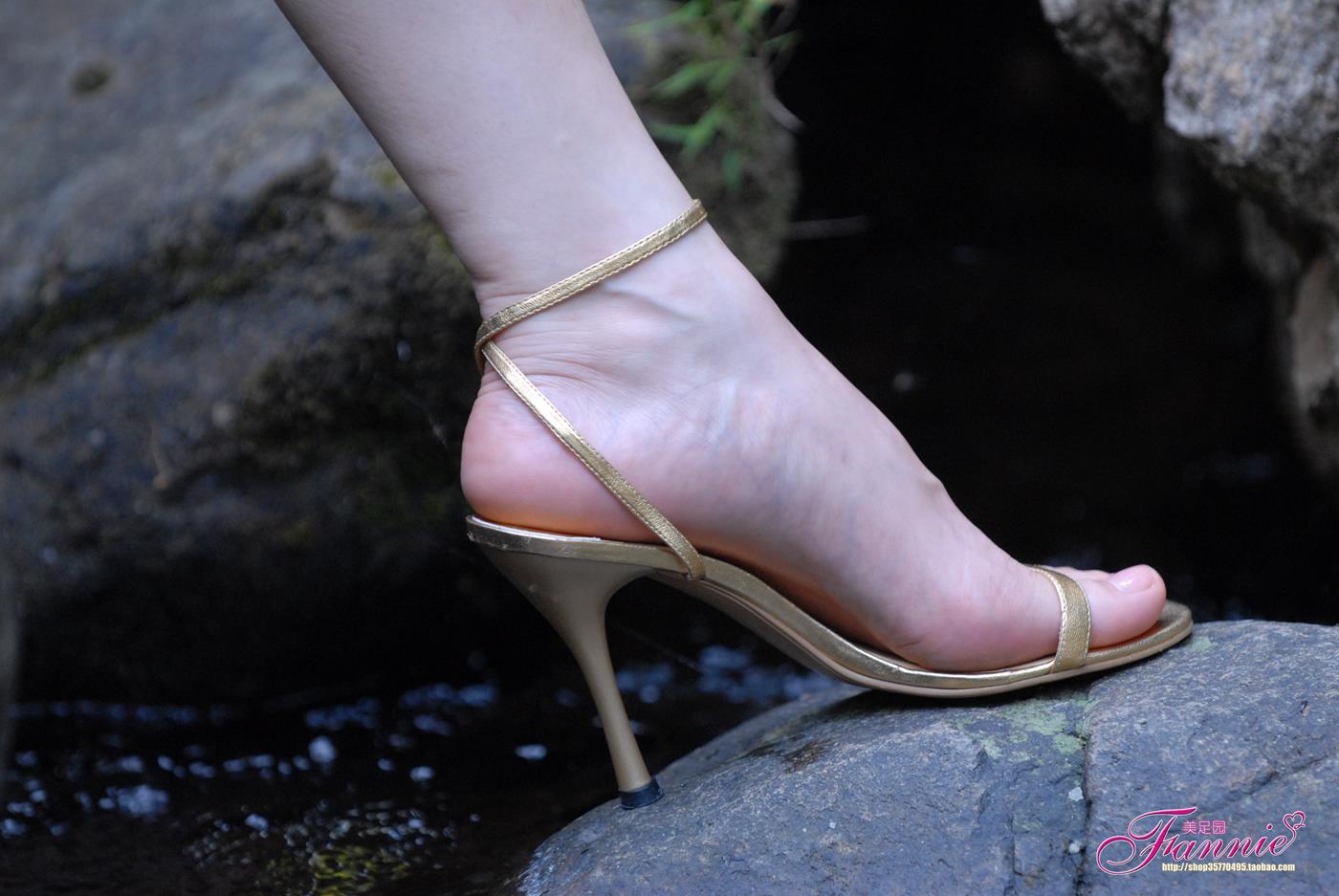 图片[39]-Fannie芬妮每足园 No.211 金色的旋律 足香满山谷 [38P] – 速更版-美库