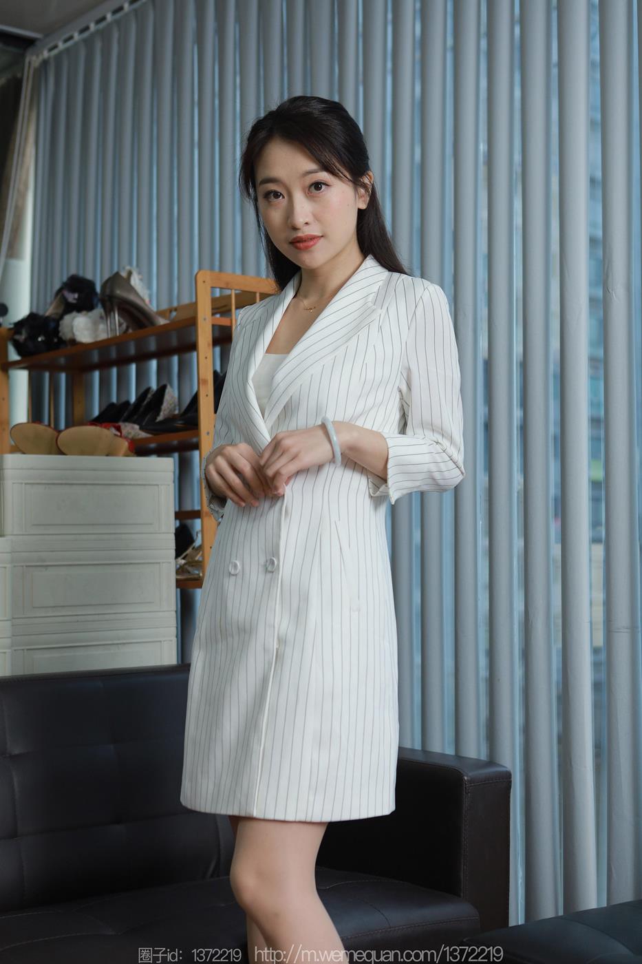 图片[28]-[IESS异思趣向] 2023.03.24 丝享家1400：小婕《白色条纹外套》[88P] – 速更版-美库