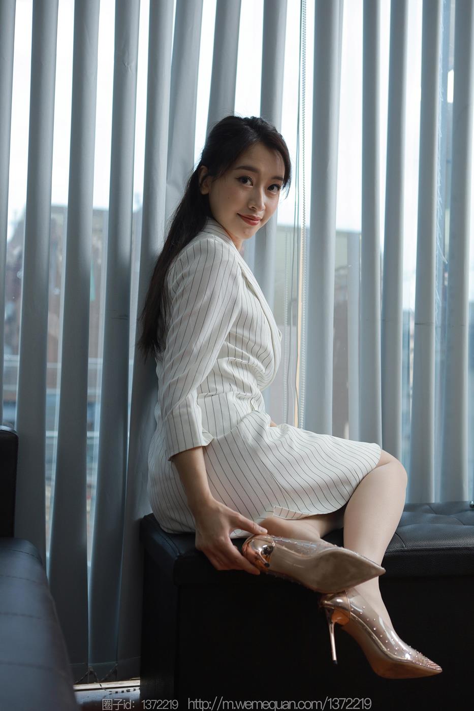 图片[49]-[IESS异思趣向] 2023.03.24 丝享家1400：小婕《白色条纹外套》[88P] – 速更版-美库