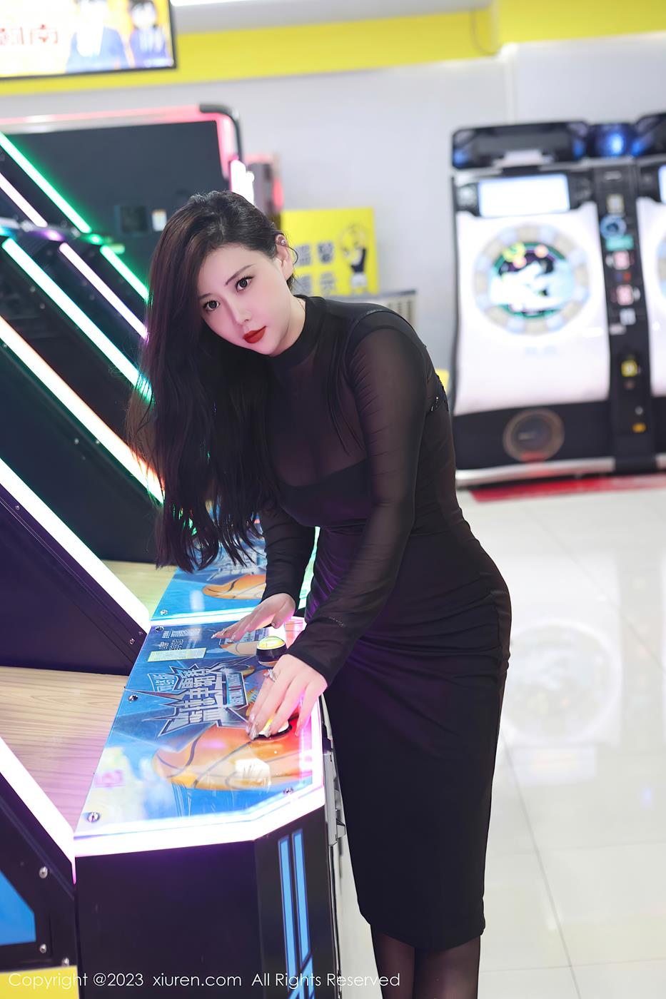 图片[13]-[Xiuren秀人网]2023.08.14 NO.7230 王婉悠Queen 游戏厅的赶脚[16+1P] – 速更版-美库