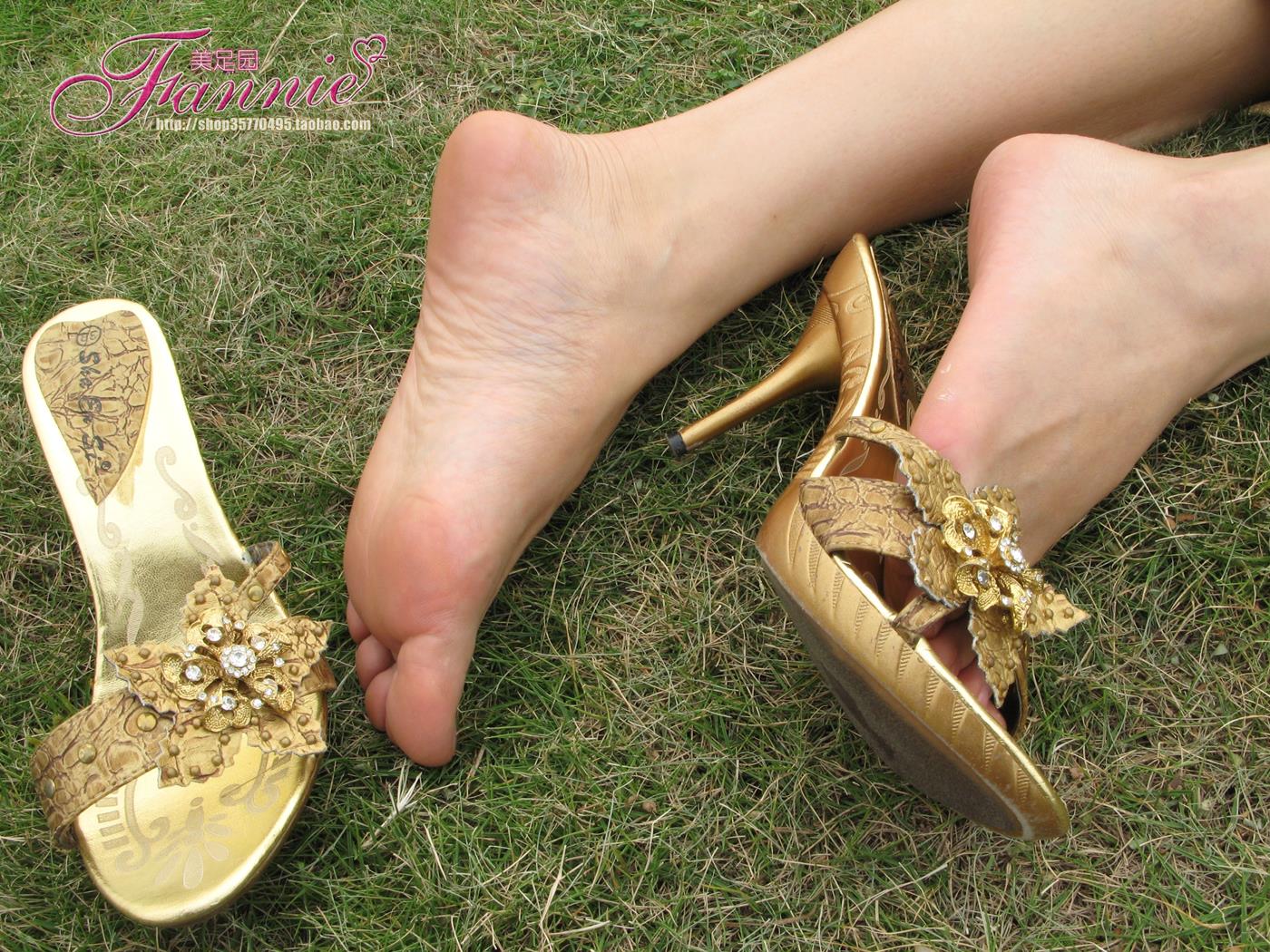 图片[42]-Fannie芬妮每足园 No.212金色的凉拖 [68P] – 速更版-美库