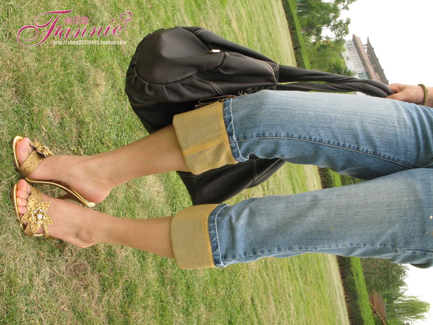 图片[45]-Fannie芬妮每足园 No.212金色的凉拖 [68P] – 速更版-美库