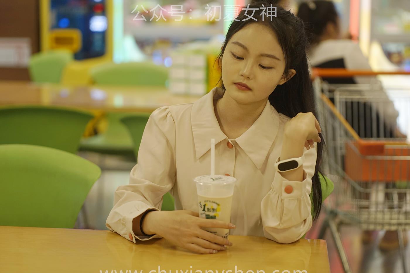 图片[98]-初夏女神 NO.024 双双 偶遇学姐 周末逛商场[120P] – 速更版-美库