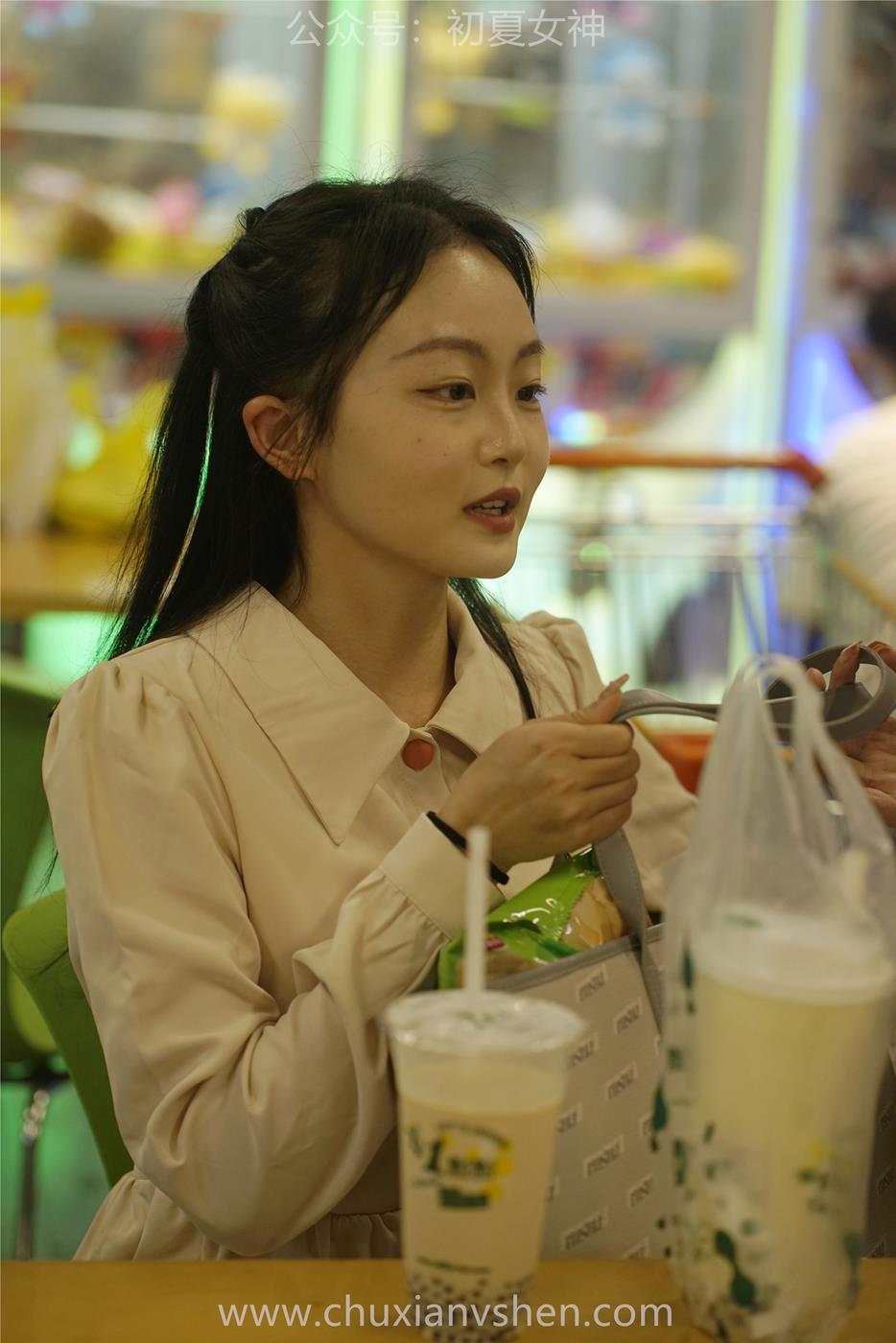 图片[103]-初夏女神 NO.024 双双 偶遇学姐 周末逛商场[120P] – 速更版-美库