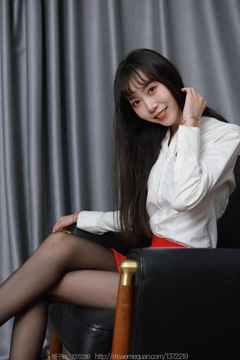 图片[80]-[IESS异思趣向] 2023.03.28 丝享家1404：团团《纤纤细腿》[80P] – 速更版-美库