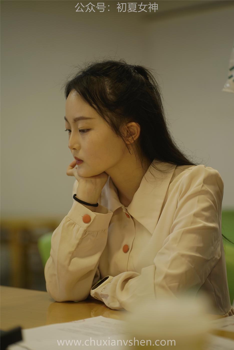 图片[107]-初夏女神 NO.024 双双 偶遇学姐 周末逛商场[120P] – 速更版-美库