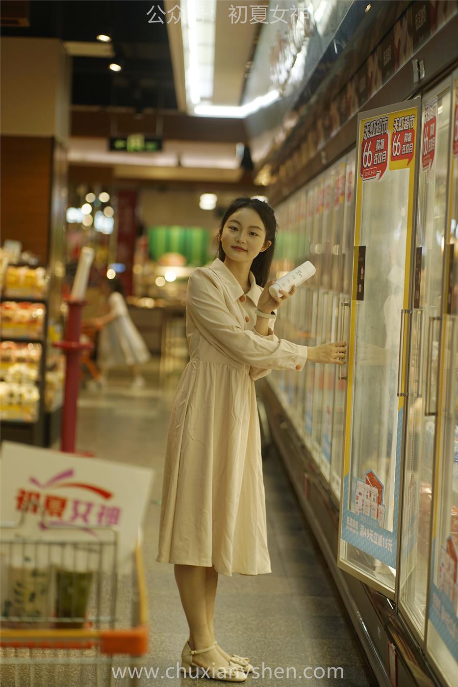 图片[117]-初夏女神 NO.024 双双 偶遇学姐 周末逛商场[120P] – 速更版-美库