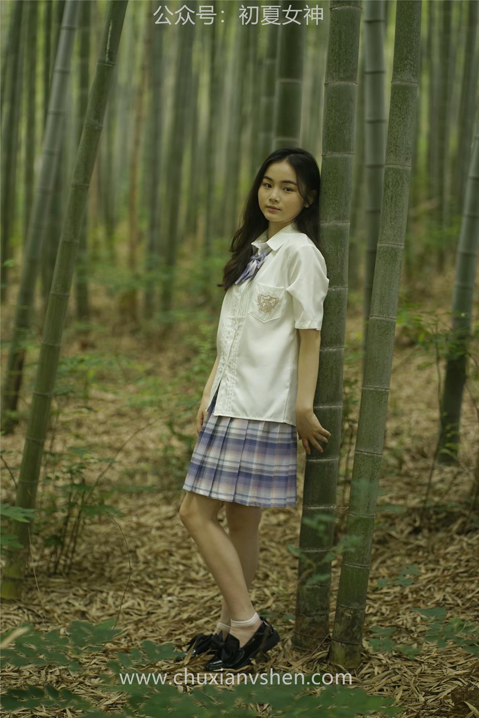 图片[12]-初夏女神 NO.025 十一 周末丛林 JK套搭配的袜子遭嫌弃[153P] – 速更版-美库