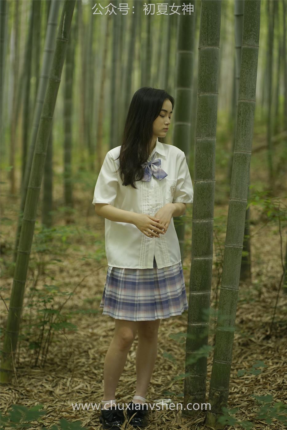 图片[13]-初夏女神 NO.025 十一 周末丛林 JK套搭配的袜子遭嫌弃[153P] – 速更版-美库