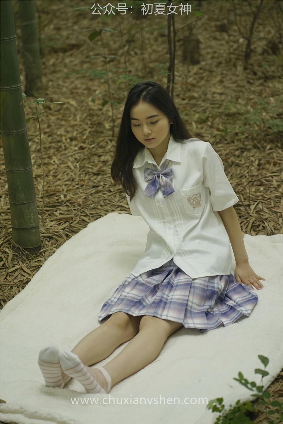 图片[23]-初夏女神 NO.025 十一 周末丛林 JK套搭配的袜子遭嫌弃[153P] – 速更版-美库