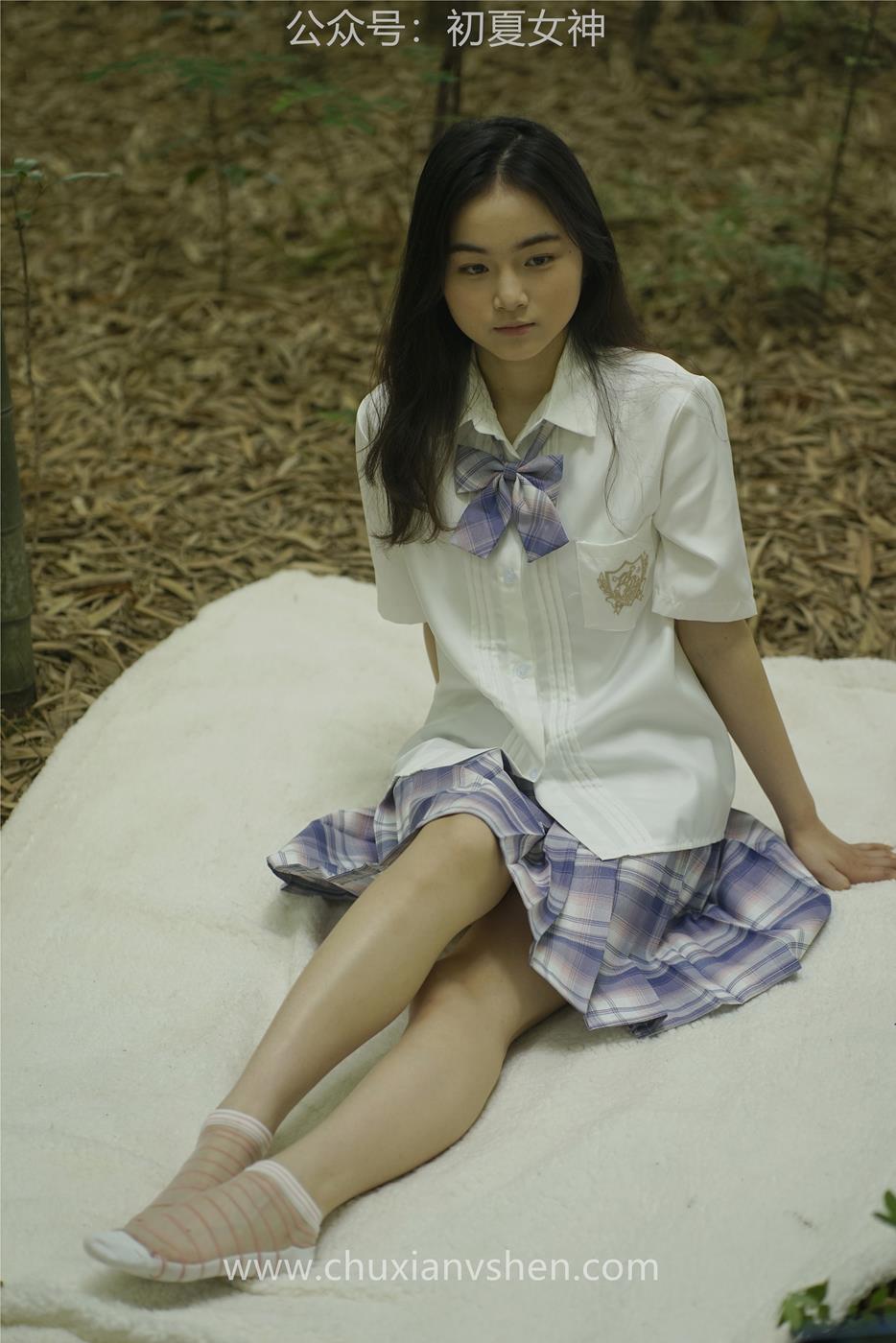 图片[38]-初夏女神 NO.025 十一 周末丛林 JK套搭配的袜子遭嫌弃[153P] – 速更版-美库