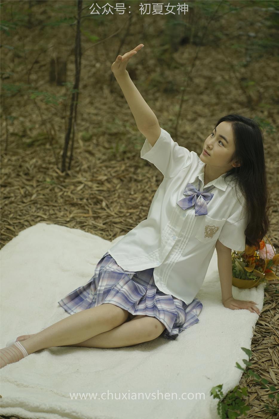 图片[40]-初夏女神 NO.025 十一 周末丛林 JK套搭配的袜子遭嫌弃[153P] – 速更版-美库