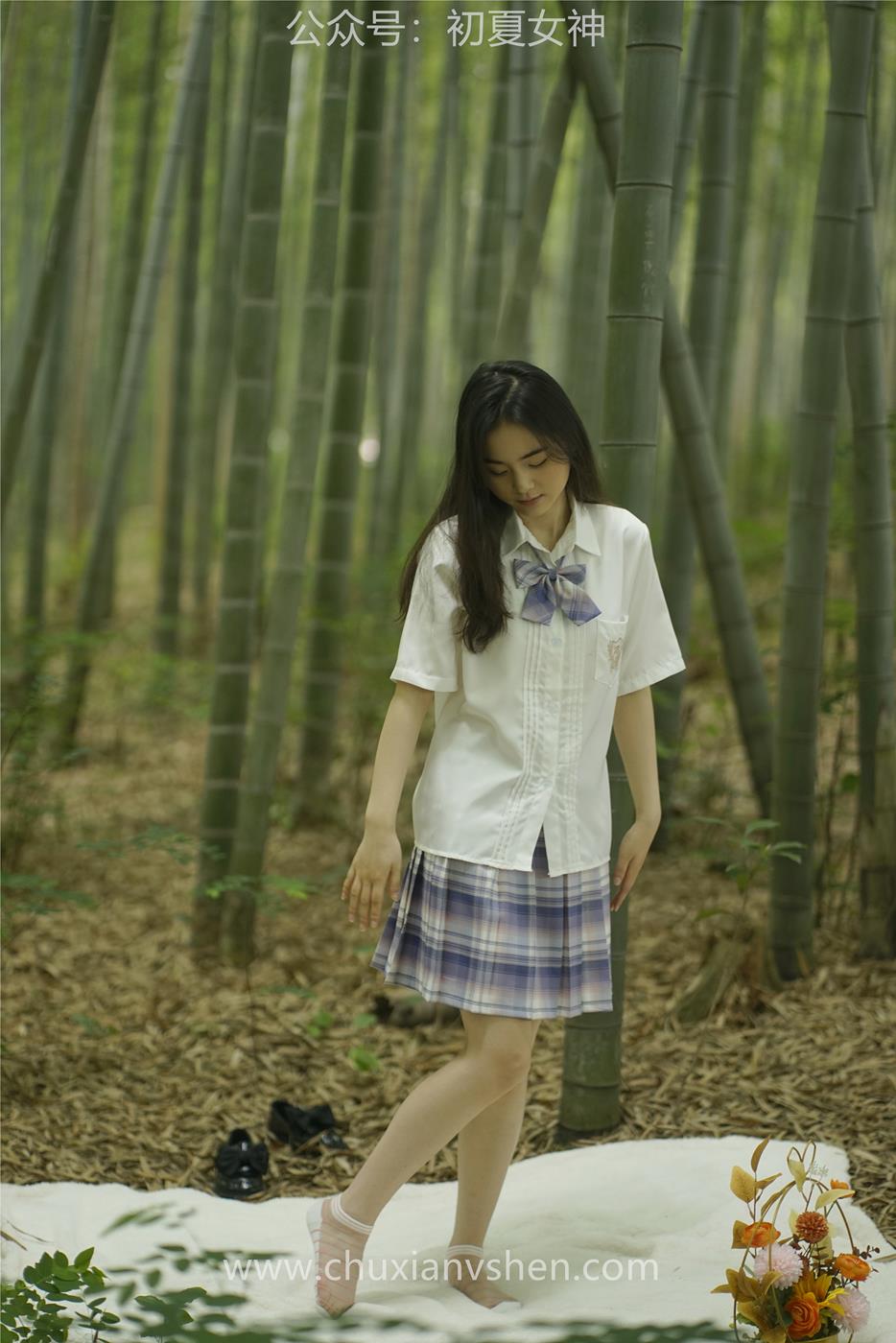 图片[46]-初夏女神 NO.025 十一 周末丛林 JK套搭配的袜子遭嫌弃[153P] – 速更版-美库