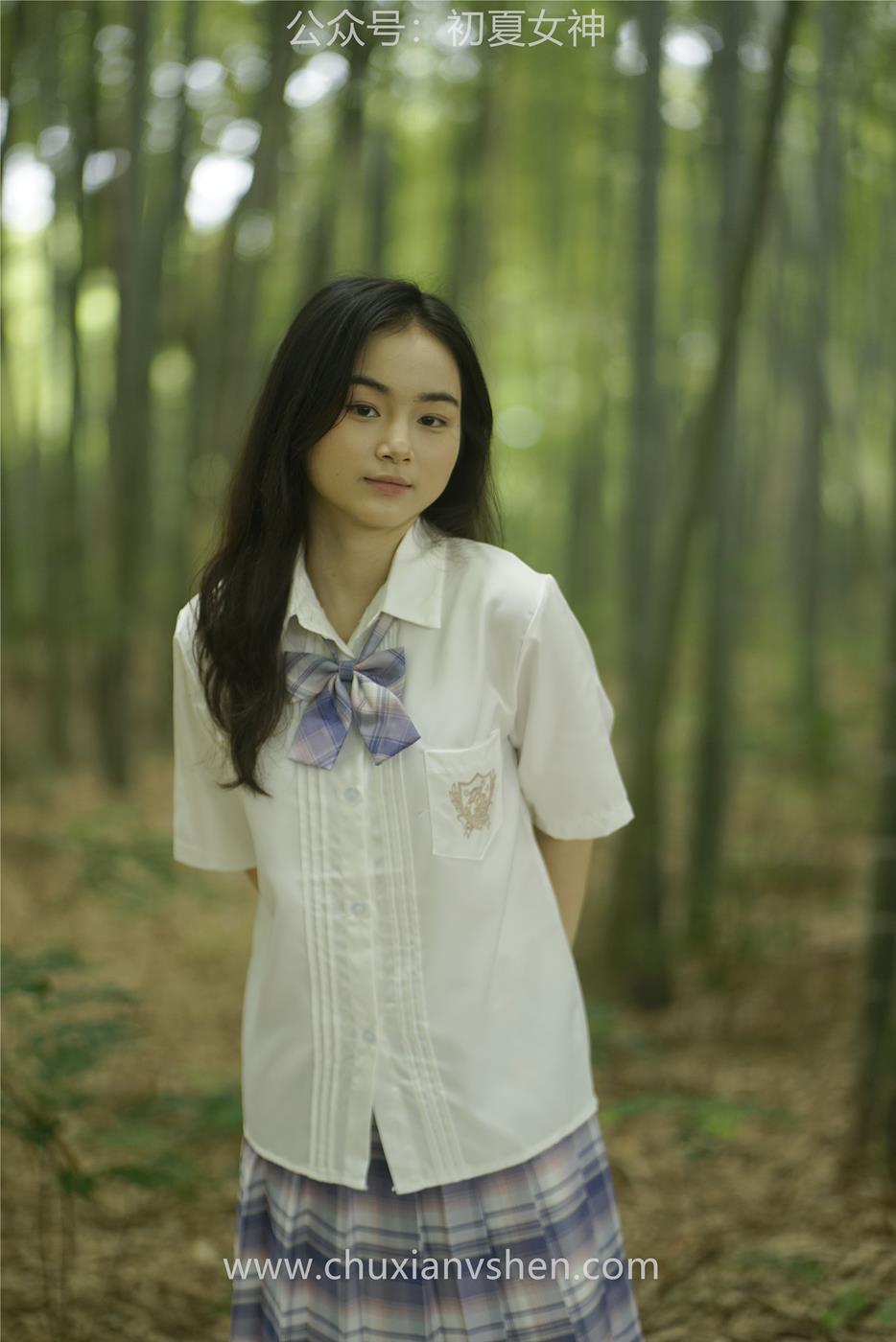 图片[48]-初夏女神 NO.025 十一 周末丛林 JK套搭配的袜子遭嫌弃[153P] – 速更版-美库